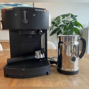 Nespresso Krups Type 986 and Nespresso Milk Frother